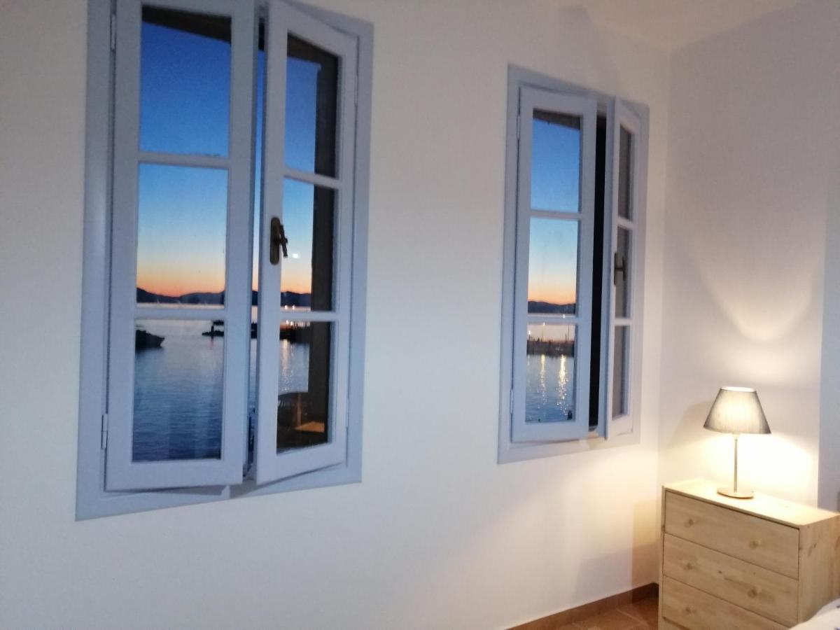 Aegina Port Apt 2-Διαμέρισμα Στο Λιμάνι Της Αίγινας 2 Exterior photo